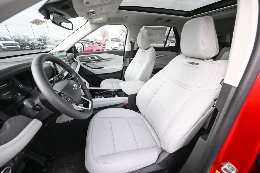 New 2026 Ford Explorer Platinum w/ LUX Leather Package image 16