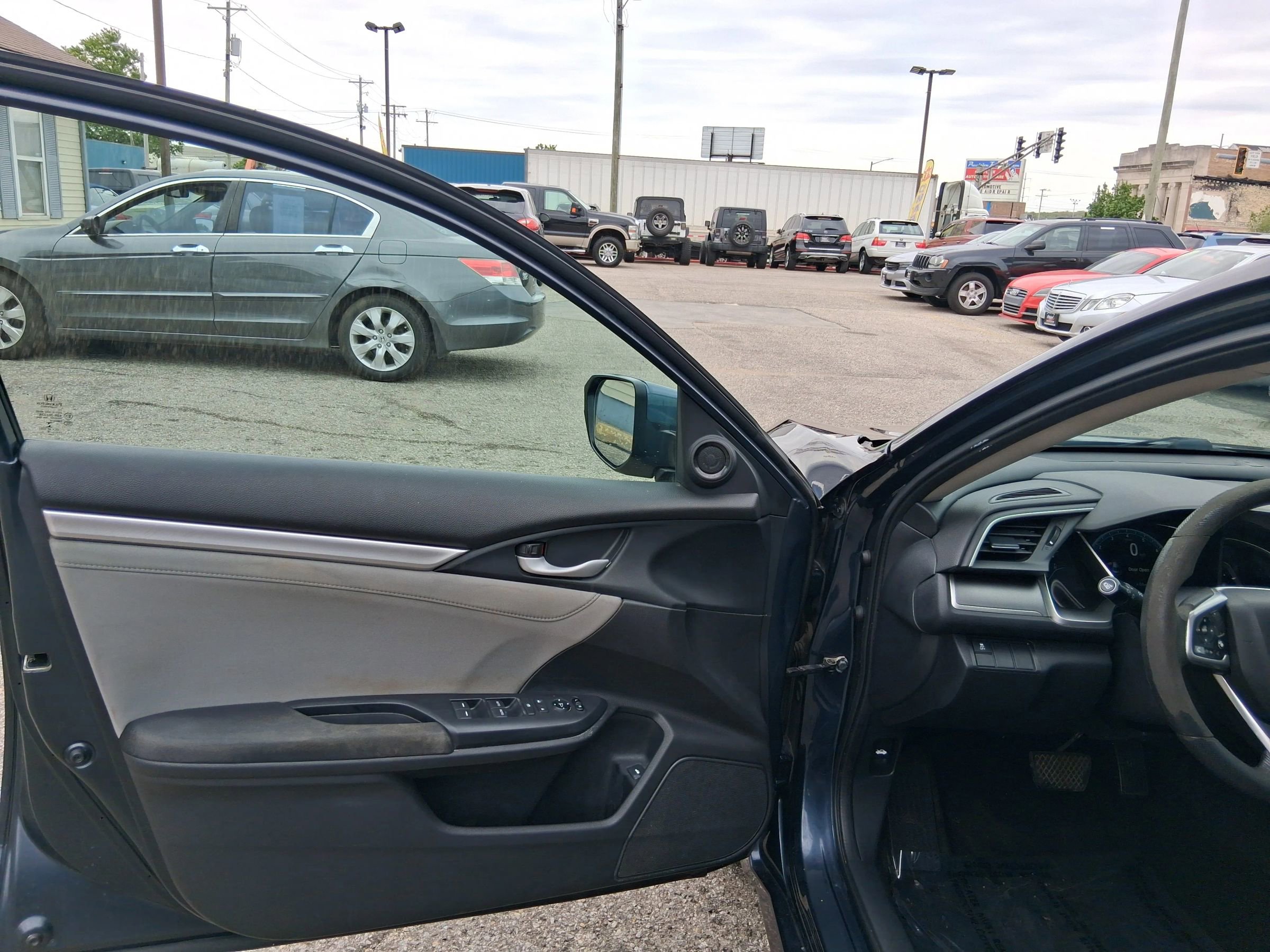 Used 2016 Honda Civic EX image 7