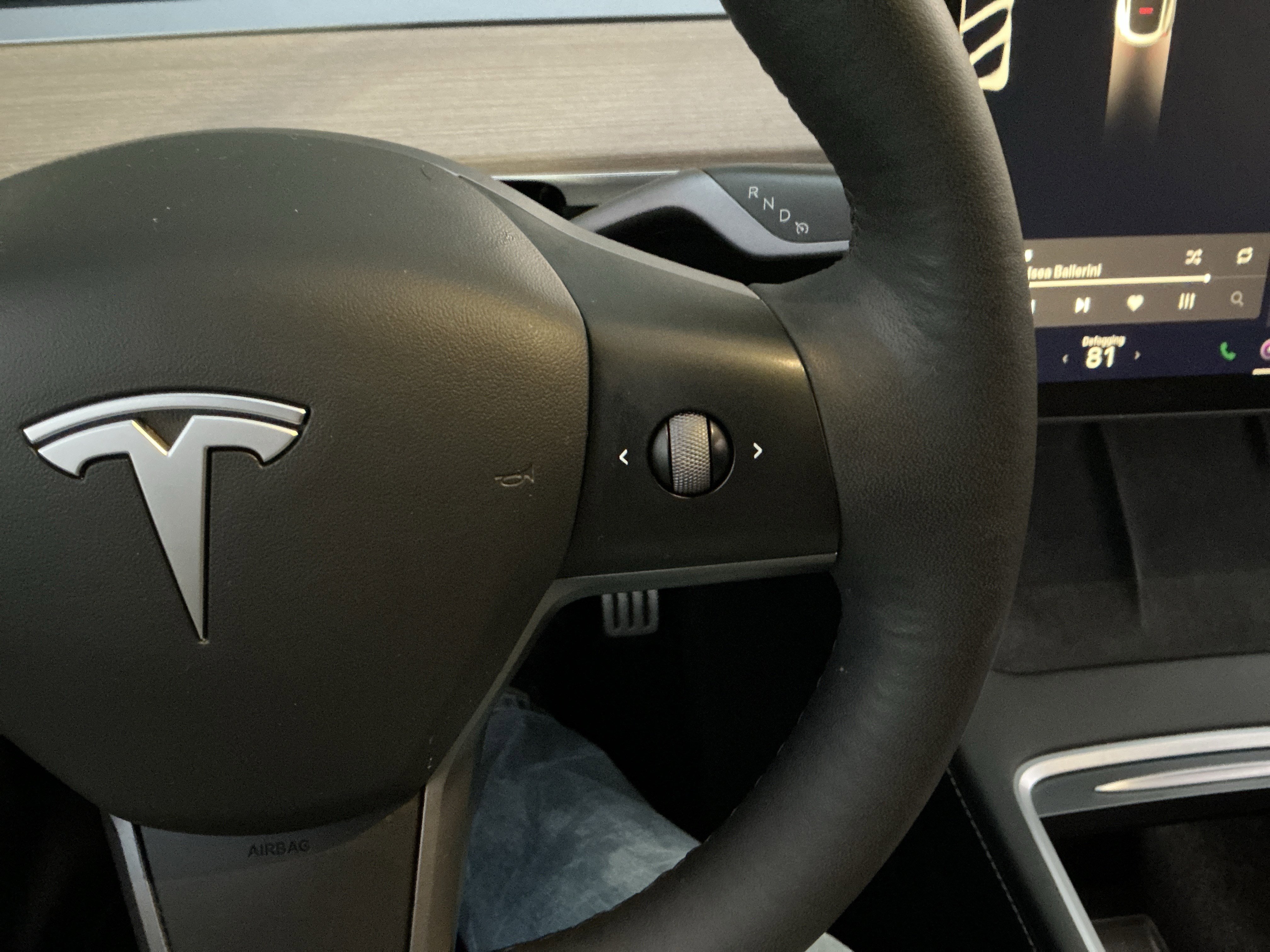Used 2022 Tesla Model Y Performance image 13