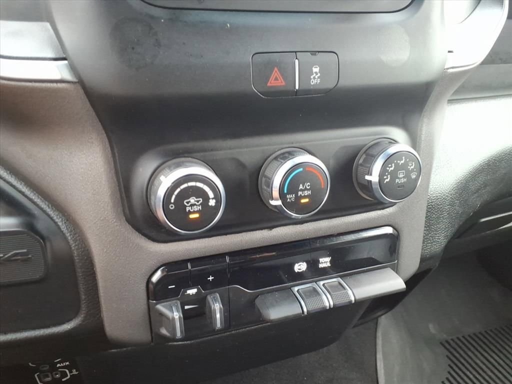 Used 2021 RAM 2500 Big Horn image 25