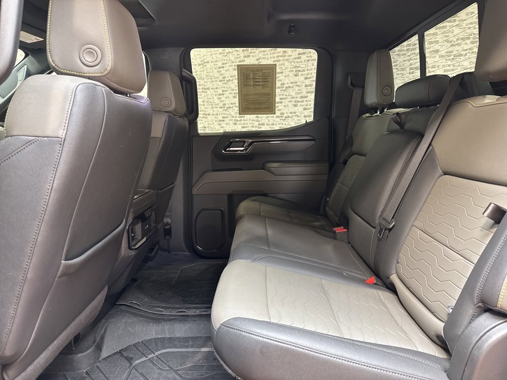 Used 2023 Chevrolet Silverado 1500 ZR2 w/ Technology Package image 17