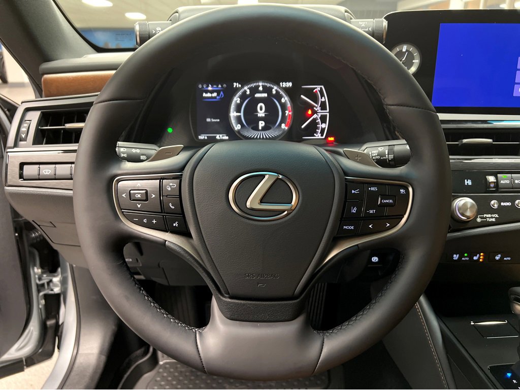 New 2025 Lexus ES 350 w/ Premium Package image 11