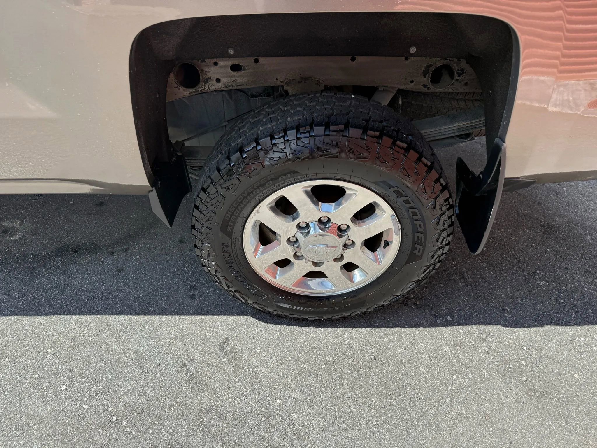 Used 2015 Chevrolet Silverado 2500 LTZ w/ LTZ Plus Package image 49