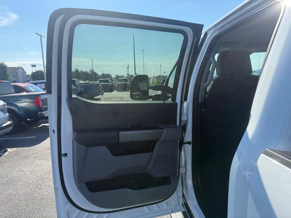 Certified 2025 Ford F350 XLT AWD/4WD image 37