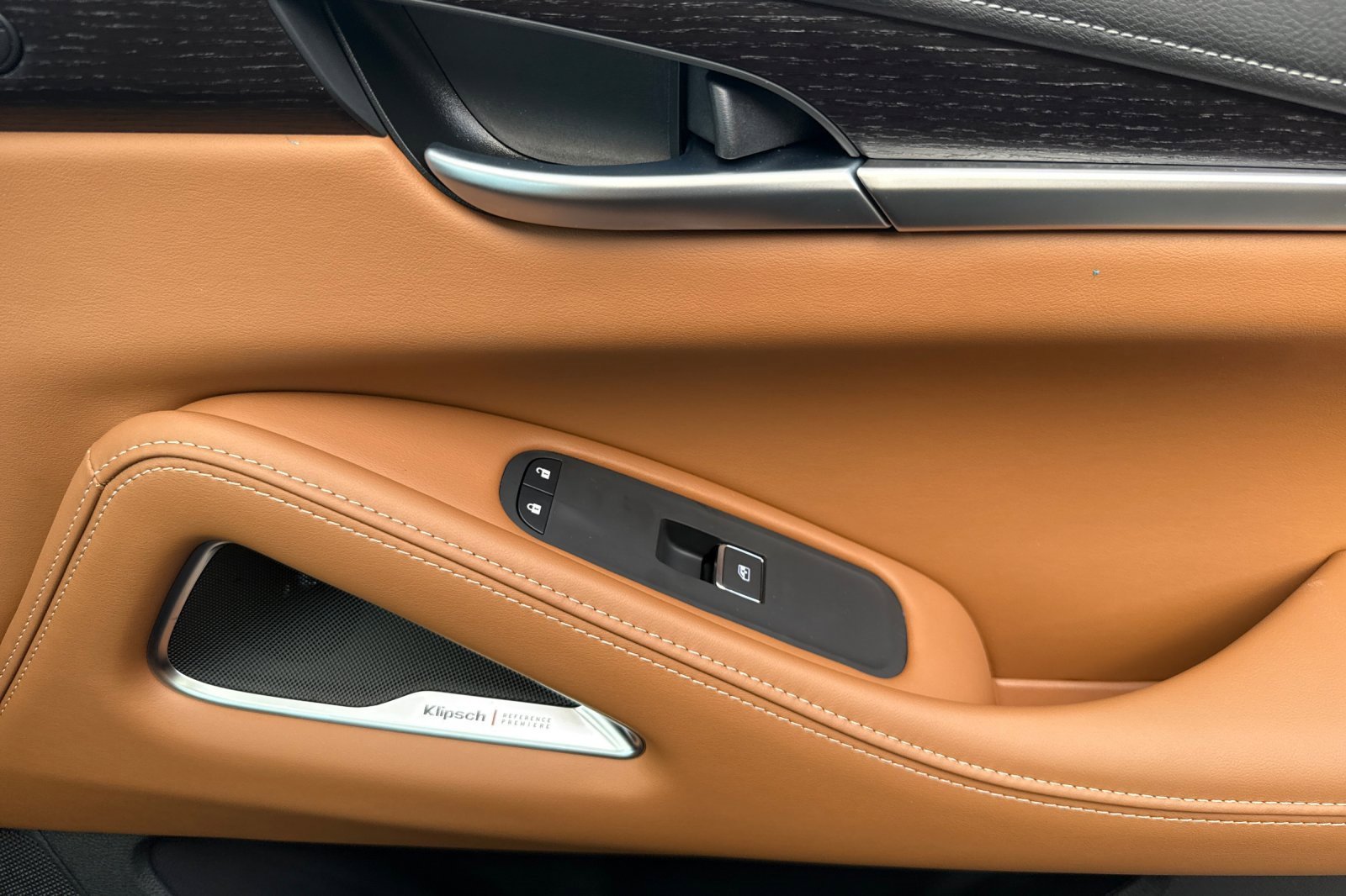 New 2026 INFINITI QX60 Autograph w/ Dark Cargo Package image 18