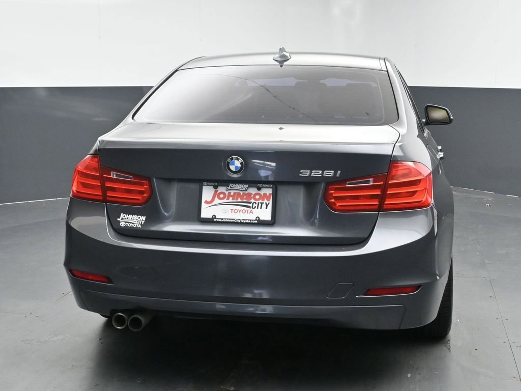 Used 2013 BMW 328i Sedan RWD image 8