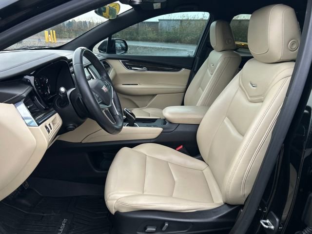 Used 2018 Cadillac XT5 FWD image 16