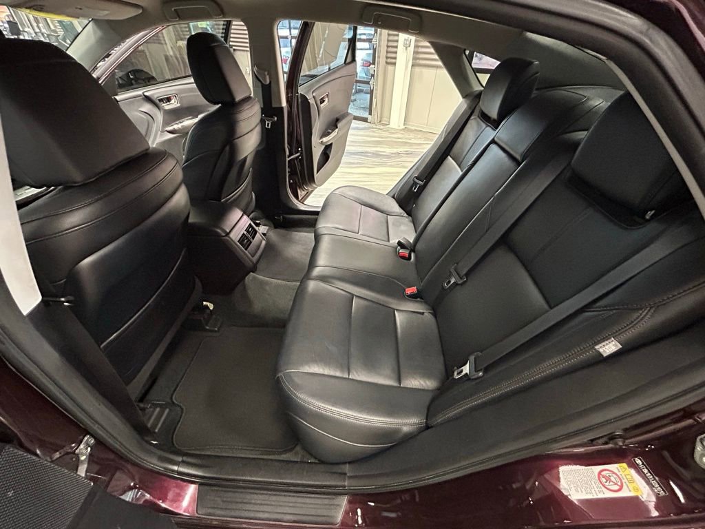Used 2018 Toyota Avalon XLE image 47