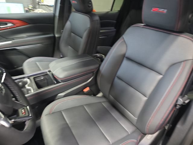 New 2026 Chevrolet Traverse Z71 w/ Enhanced Driving Package AWD/4WD image 17