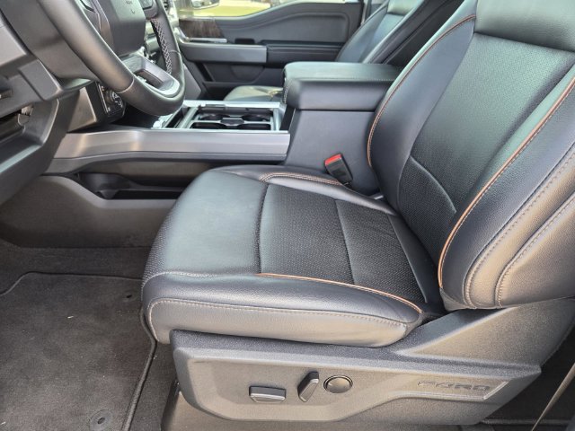 Used 2025 Ford F250 Lariat w/ Lariat Ultimate Package AWD/4WD image 27