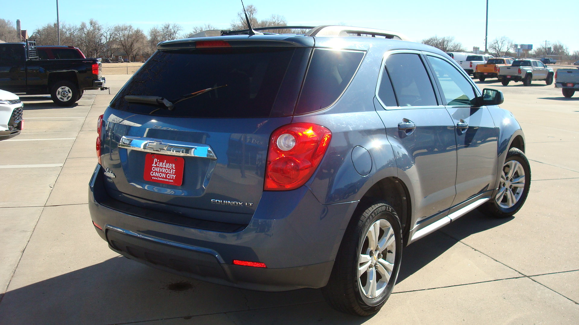 Used 2011 Chevrolet Equinox LT w/ Cargo Management Package AWD/4WD image 4