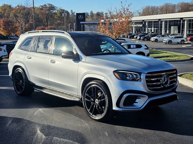 New 2025 Mercedes-Benz GLS 580 4MATIC image 1