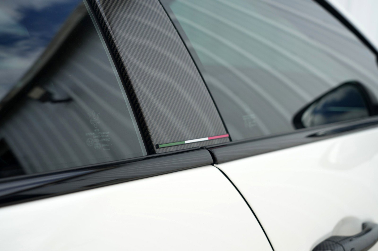 Used 2022 Maserati Ghibli Trofeo image 67