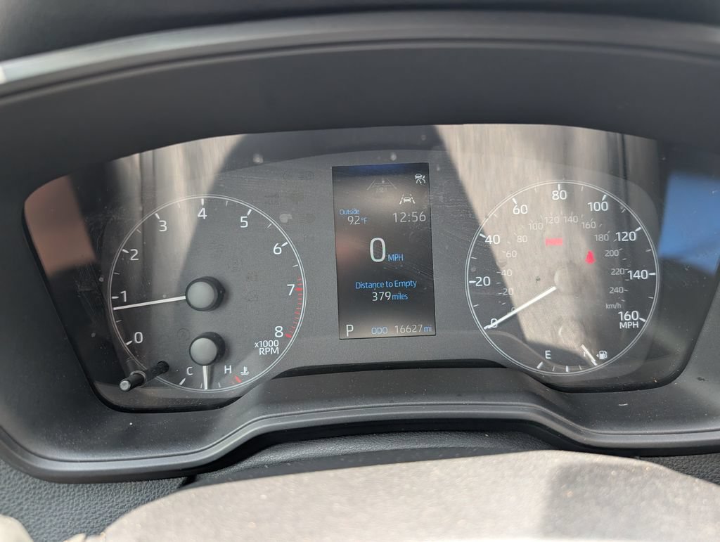 Used 2025 Toyota Corolla LE FWD image 19