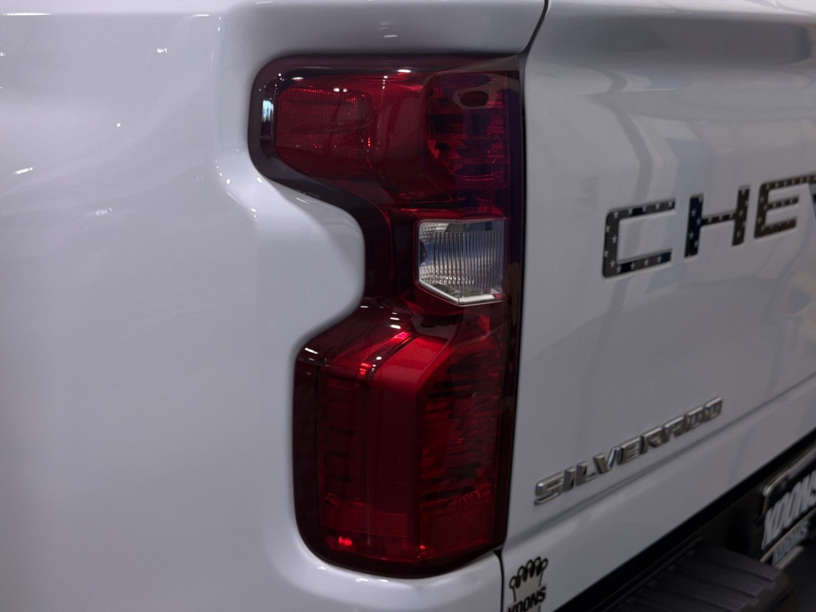 Used 2022 Chevrolet Silverado 2500 Custom w/ Custom Value Package RWD image 17