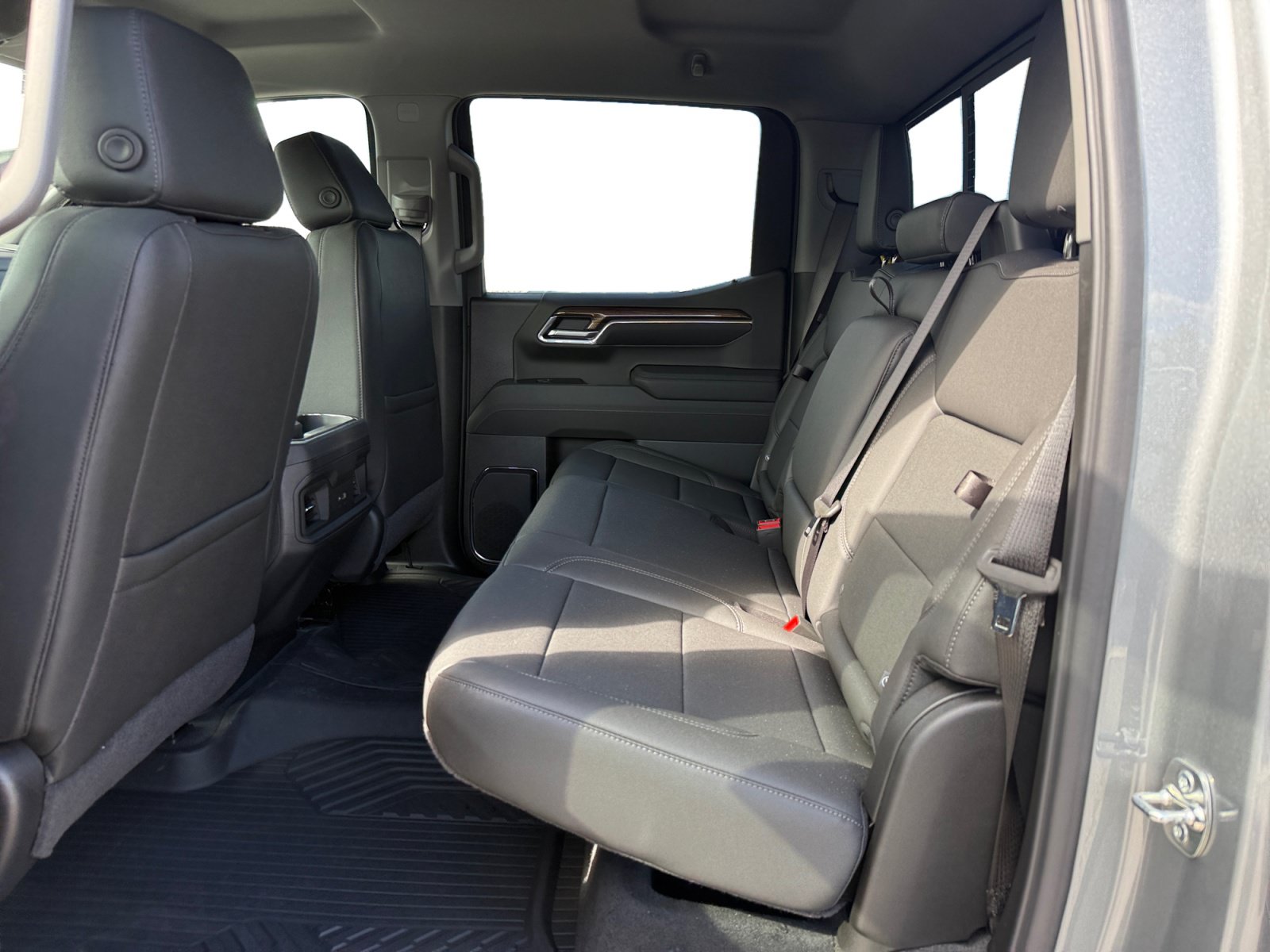New 2026 Chevrolet Silverado 1500 LT Trail Boss w/ LT Trail Boss Premium Package AWD/4WD image 16
