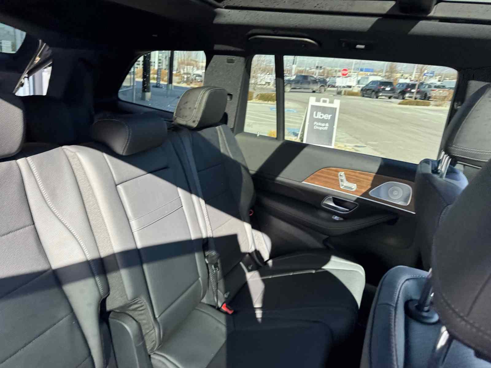 New 2025 Mercedes-Benz GLS 450 4MATIC image 32