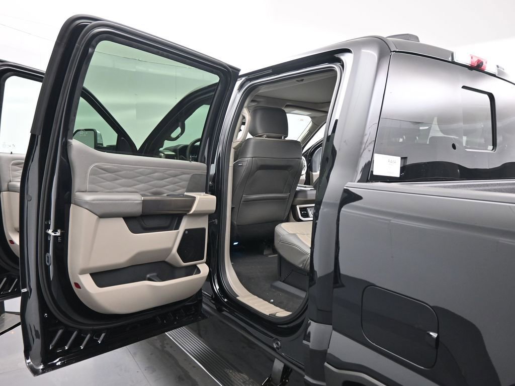 New 2026 Ford F250 4x4 Crew Cab Super Duty image 19