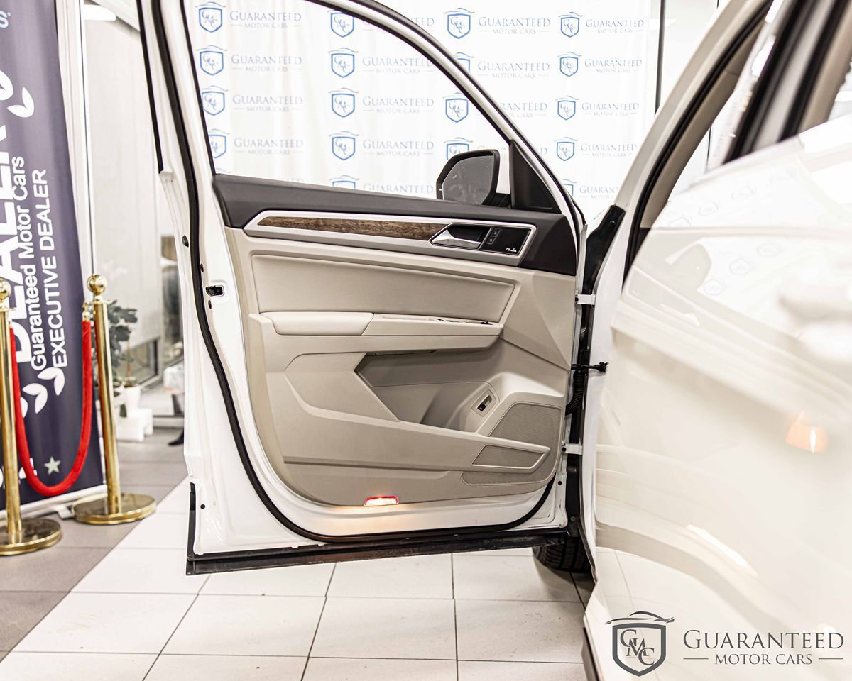 Used 2019 Volkswagen Atlas SEL Premium image 29