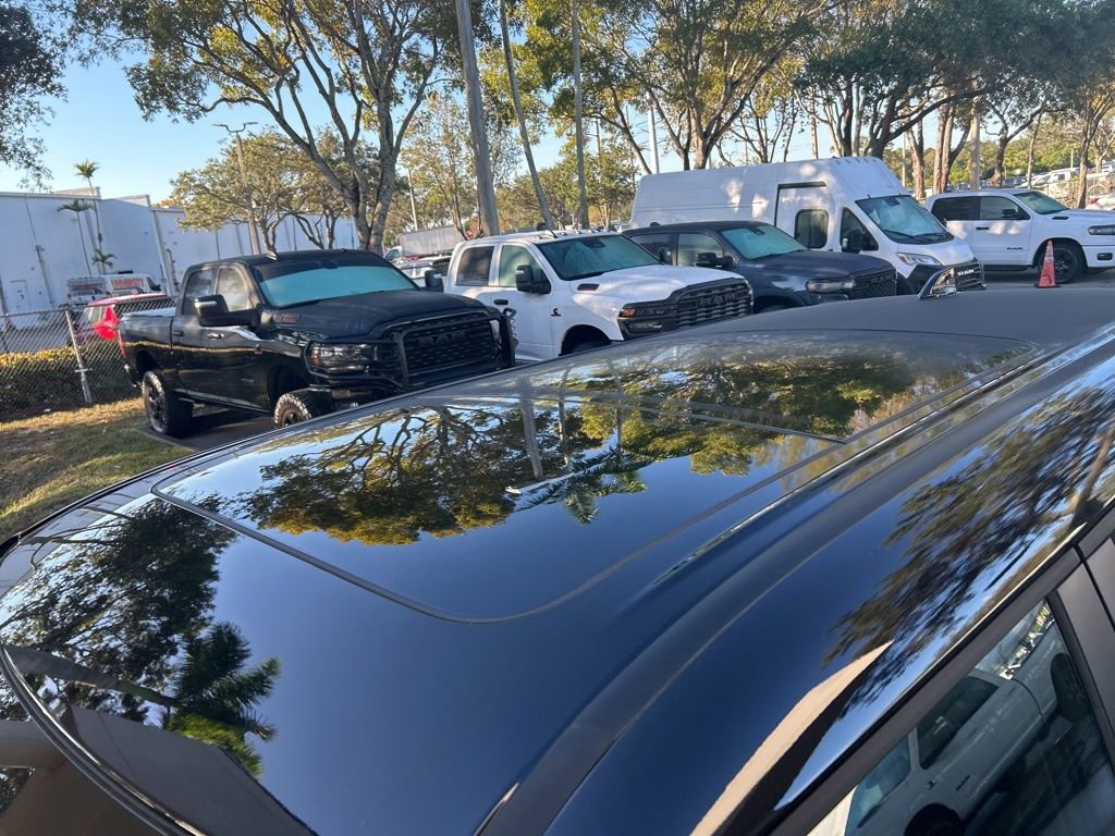 New 2026 Mitsubishi Outlander SE image 16