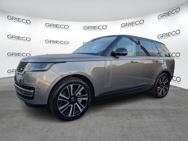Used 2023 Land Rover Range Rover SE image 1