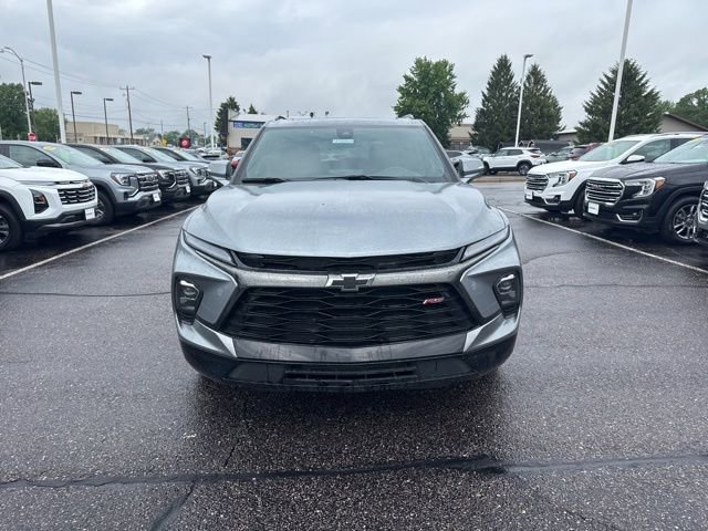 Used 2025 Chevrolet Blazer RS w/ Enhanced Convenience Package AWD/4WD image 2