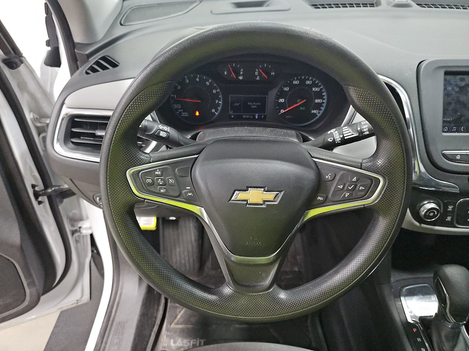 Used 2022 Chevrolet Equinox LS image 11