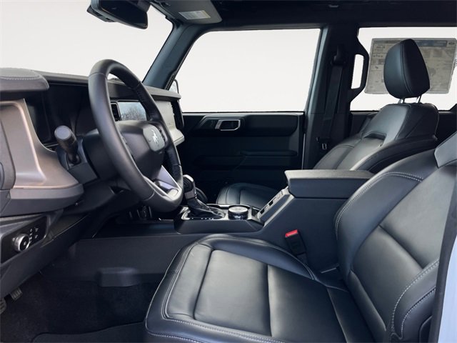 New 2025 Ford Bronco Outer Banks w/ Sasquatch Package image 9