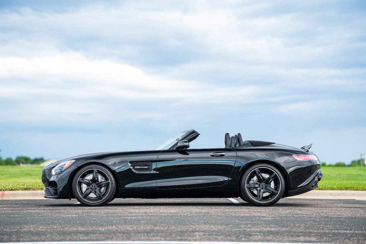 Used 2019 Mercedes-Benz AMG GT Roadster image 19