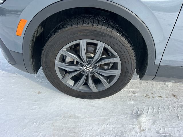 Used 2023 Volkswagen Tiguan SE image 49