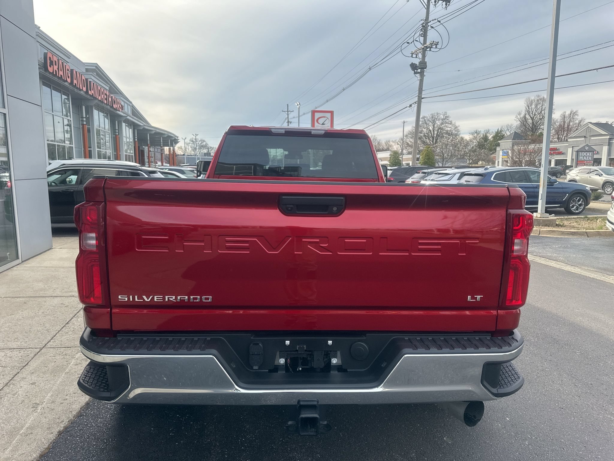 Used 2024 Chevrolet Silverado 3500 LT w/ Convenience Package AWD/4WD image 4