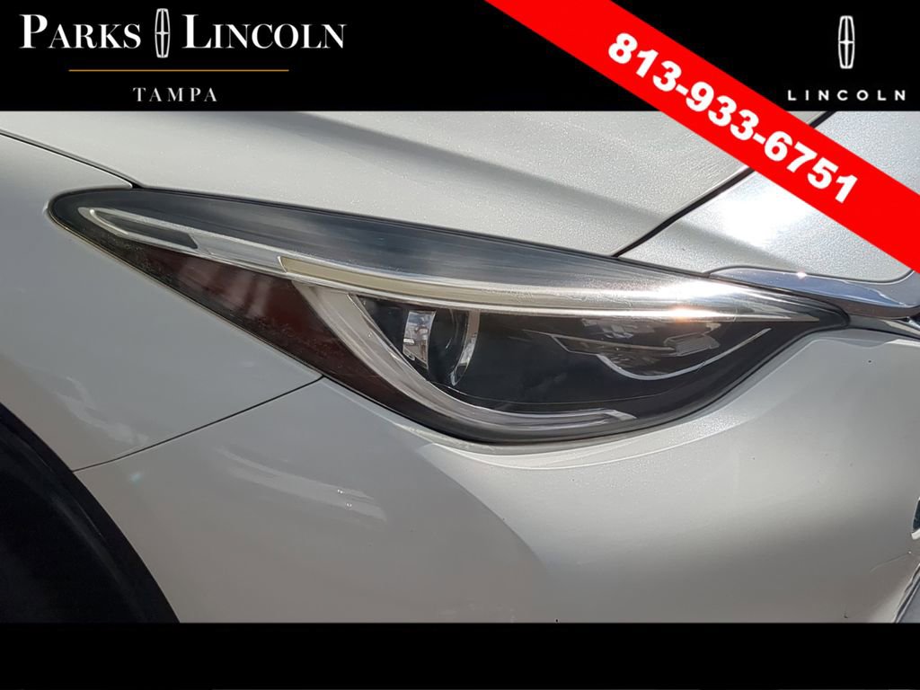 Used 2018 INFINITI QX30 image 6