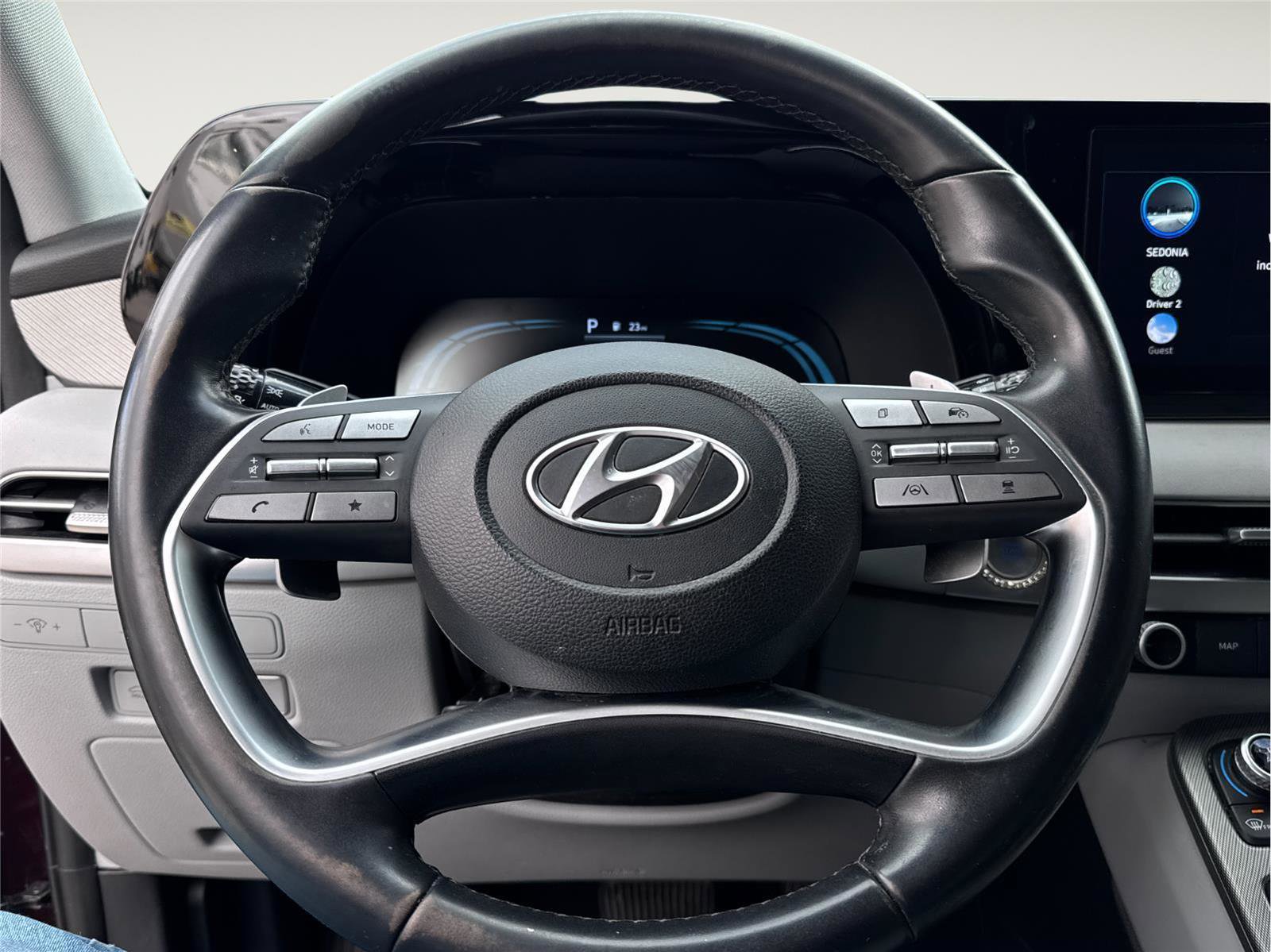 Used 2023 Hyundai Palisade SEL w/ Winter Package image 12