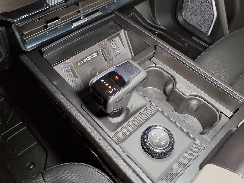 New 2026 GMC Hummer EV SUV image 18