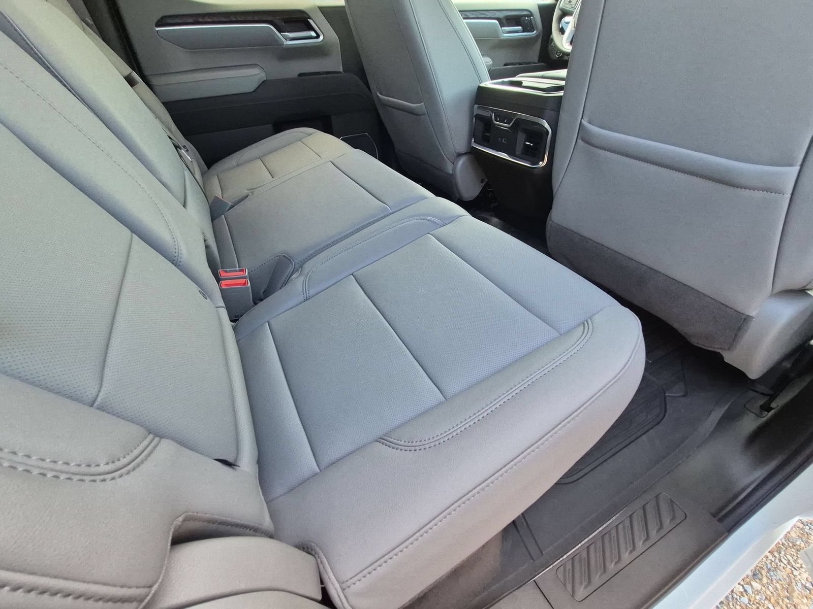 New 2026 GMC Sierra 1500 SLT AWD/4WD image 29