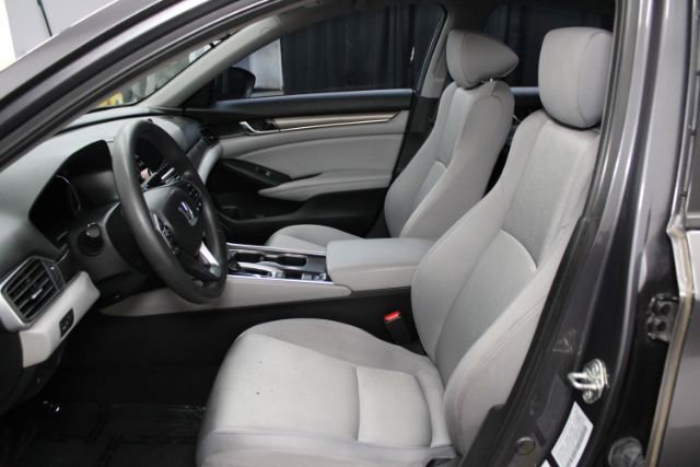 Used 2018 Honda Accord LX image 11