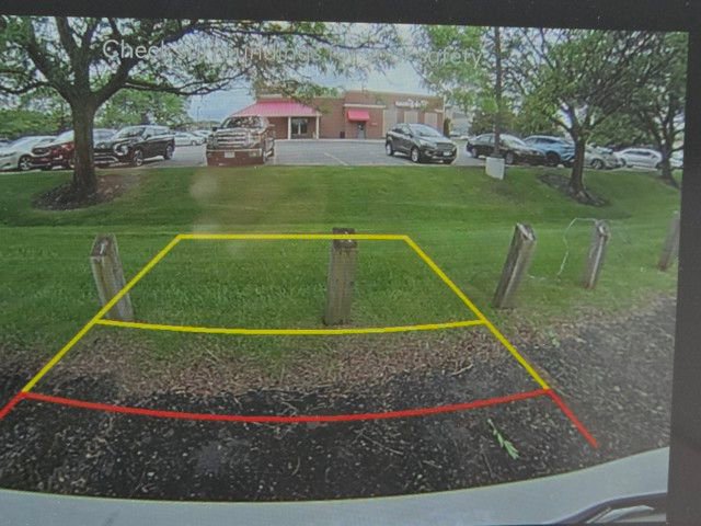 Certified 2025 Hyundai Tucson SE image 4