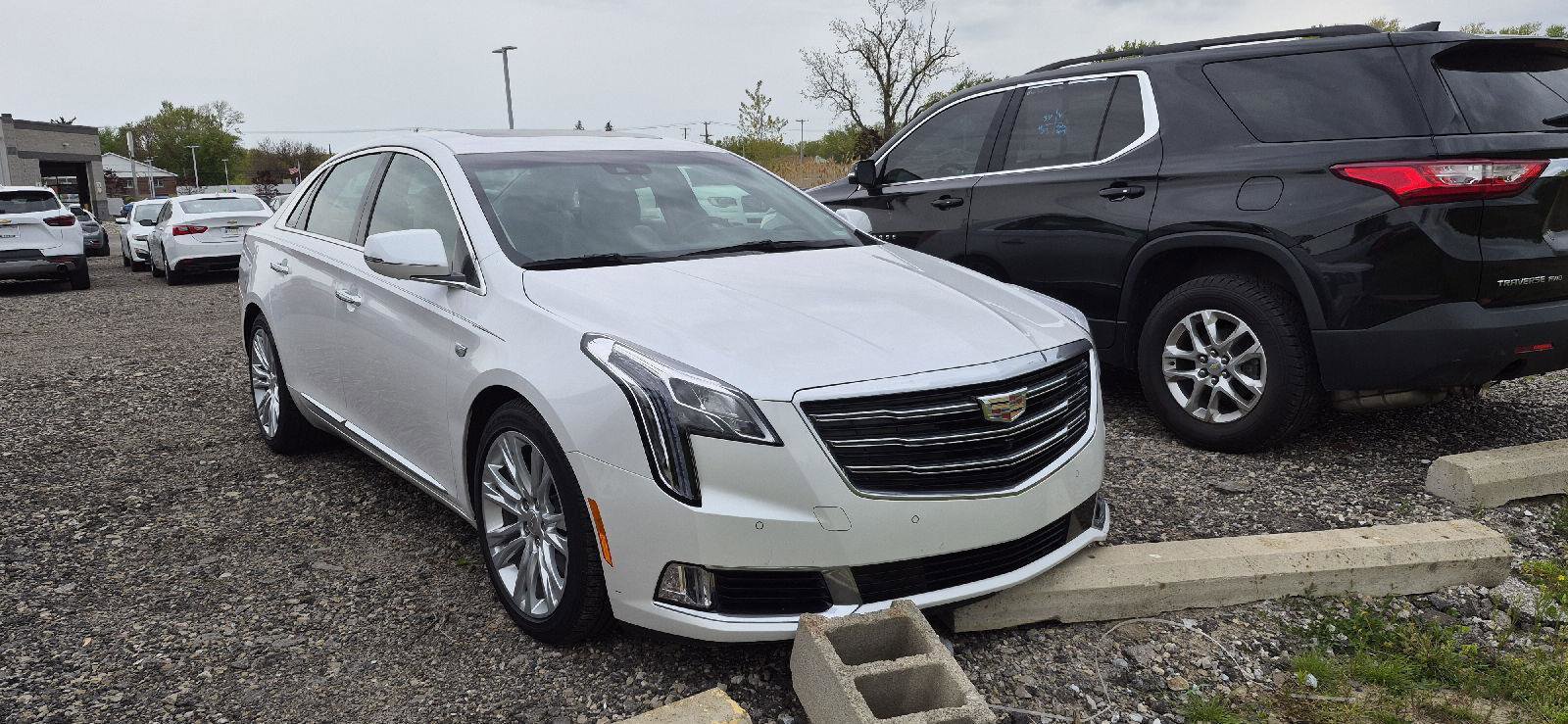 Used 2019 Cadillac XTS Luxury w/ Driver Awareness Package AWD/4WD image 2