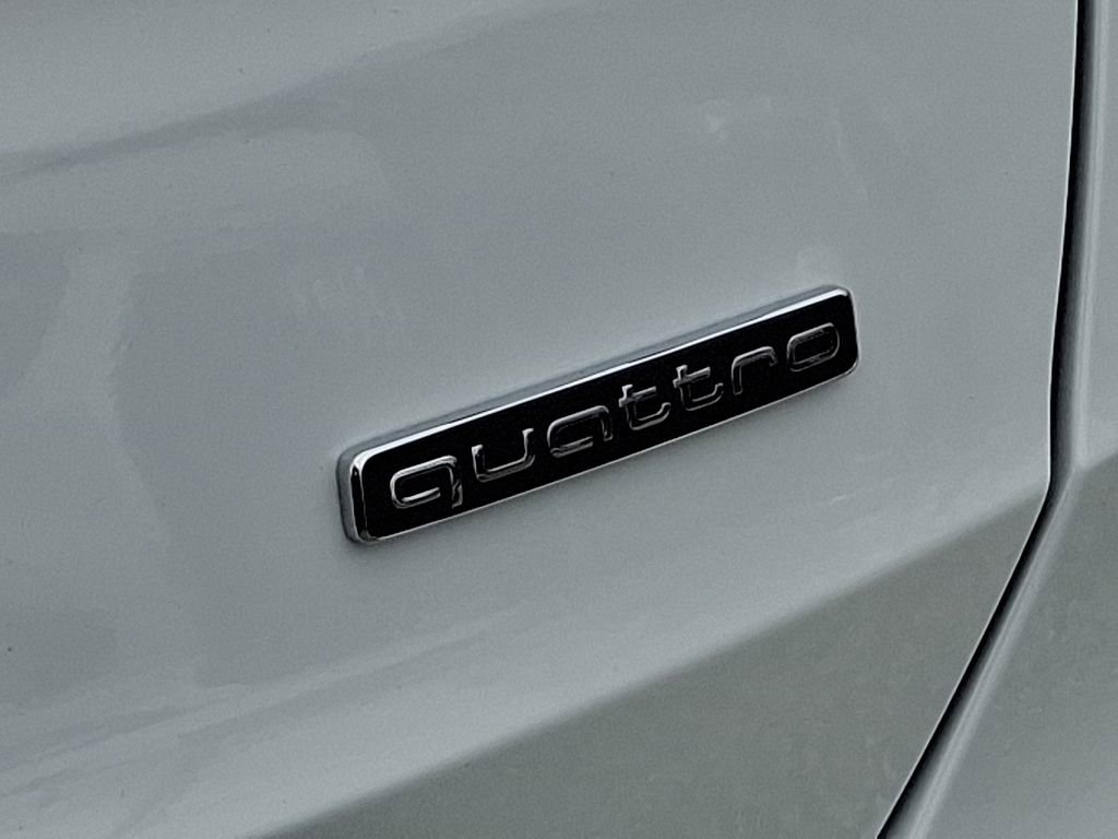 Certified 2025 Audi Q3 2.0T Premium Plus w/ Premium Plus Package image 34