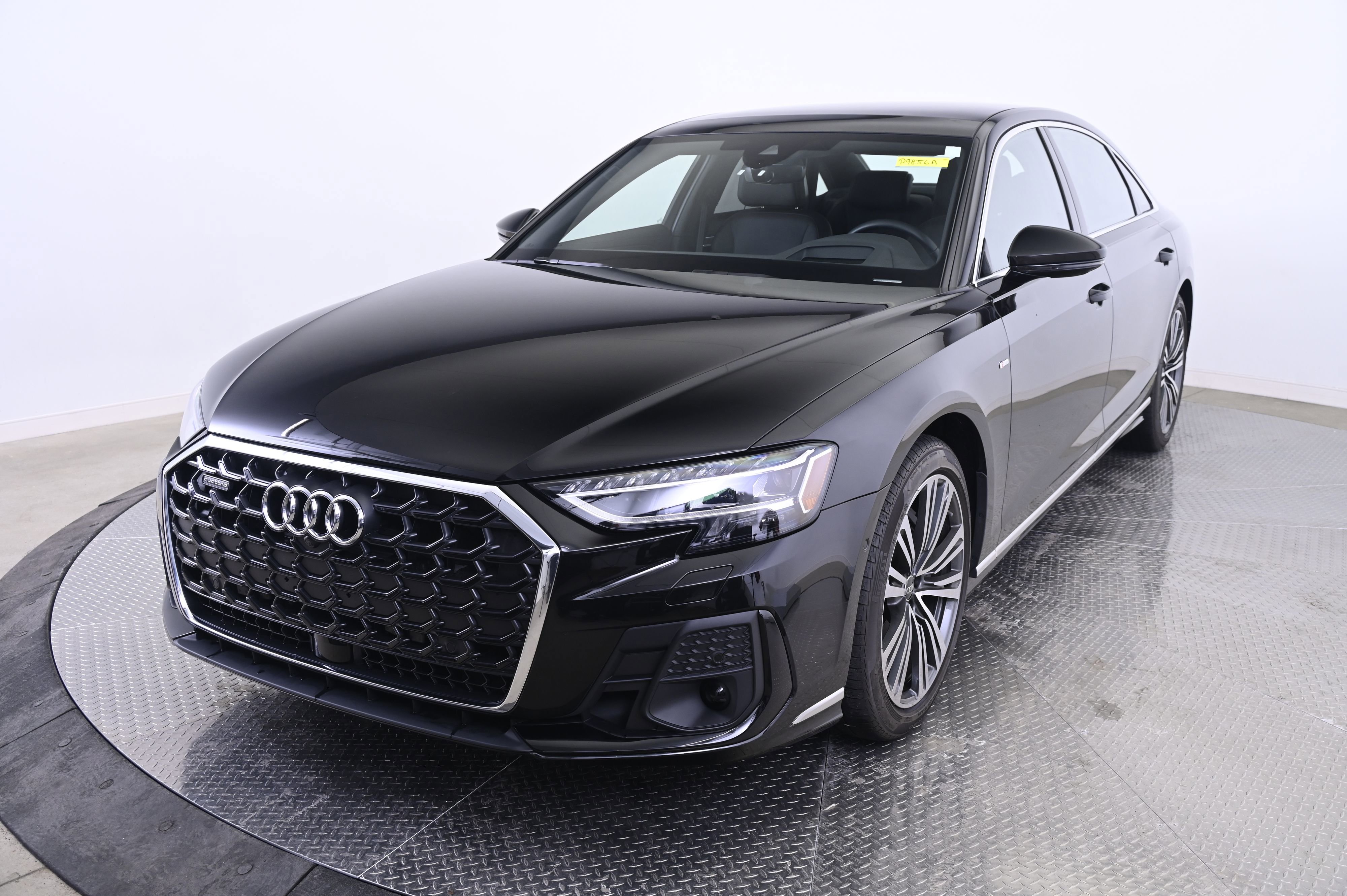 Used 2023 Audi A8 L 3.0T image 1