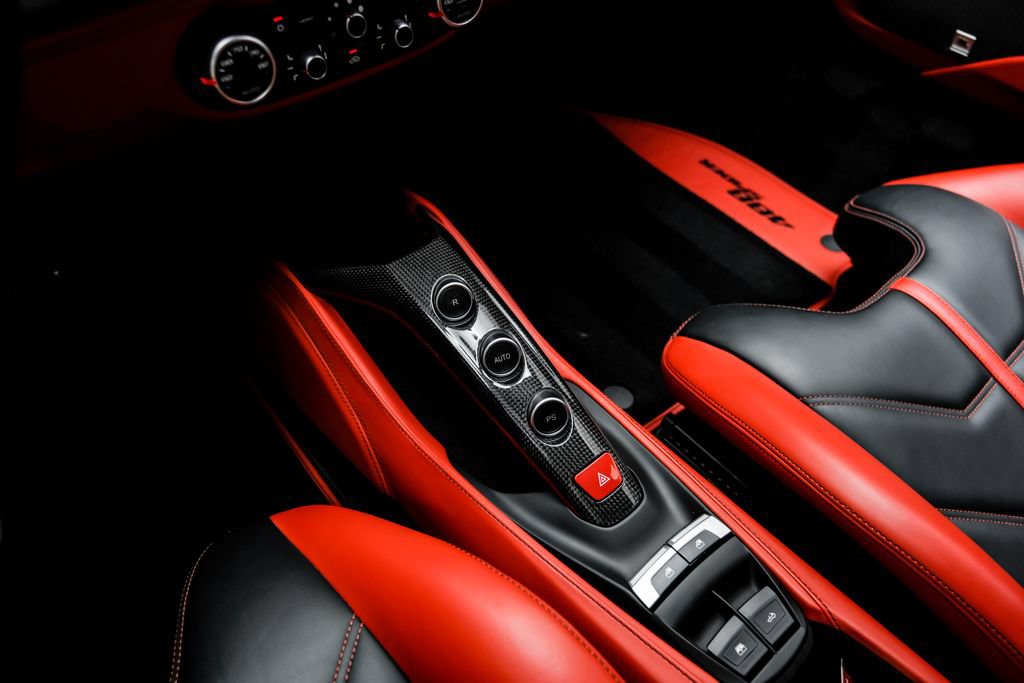 Used 2018 Ferrari 488 Spider RWD image 26