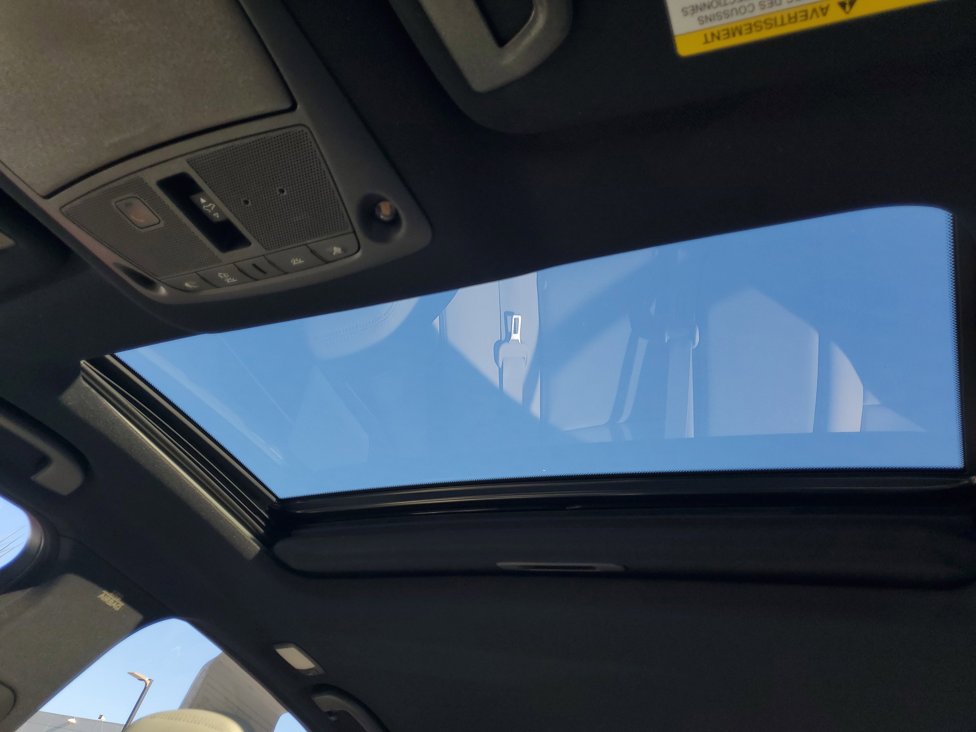 Used 2022 INFINITI Q50 Sensory image 28