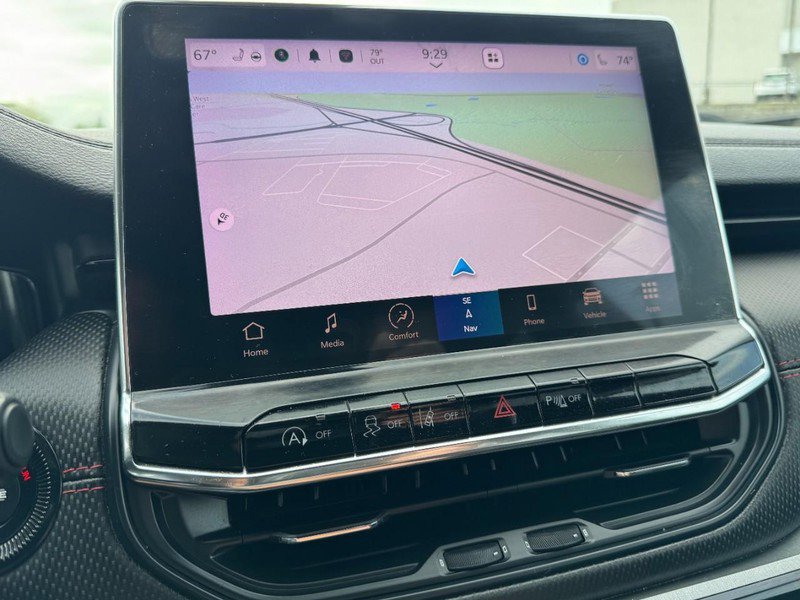 Used 2022 Jeep Compass Trailhawk w/ Trailhawk Elite Group image 21