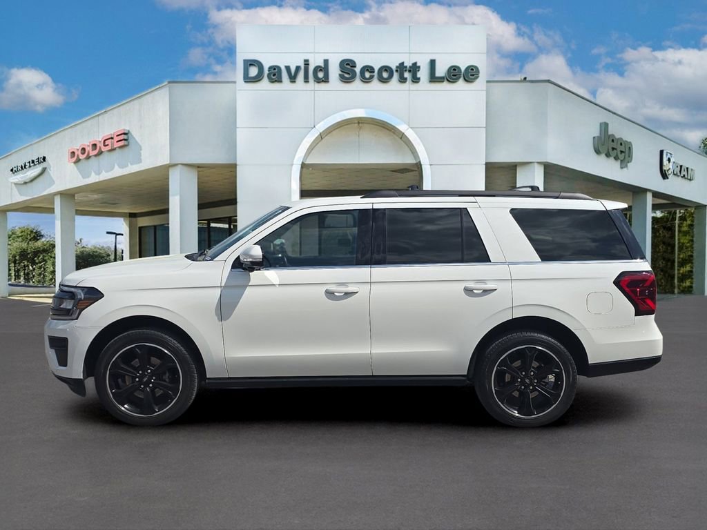 Used 2024 Ford Expedition Limited image 10