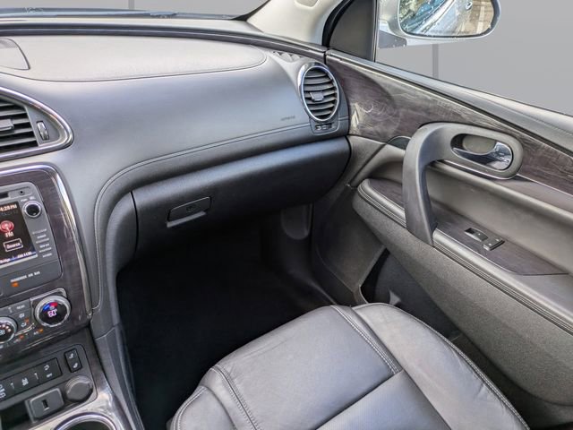 Used 2016 Buick Enclave Leather image 18