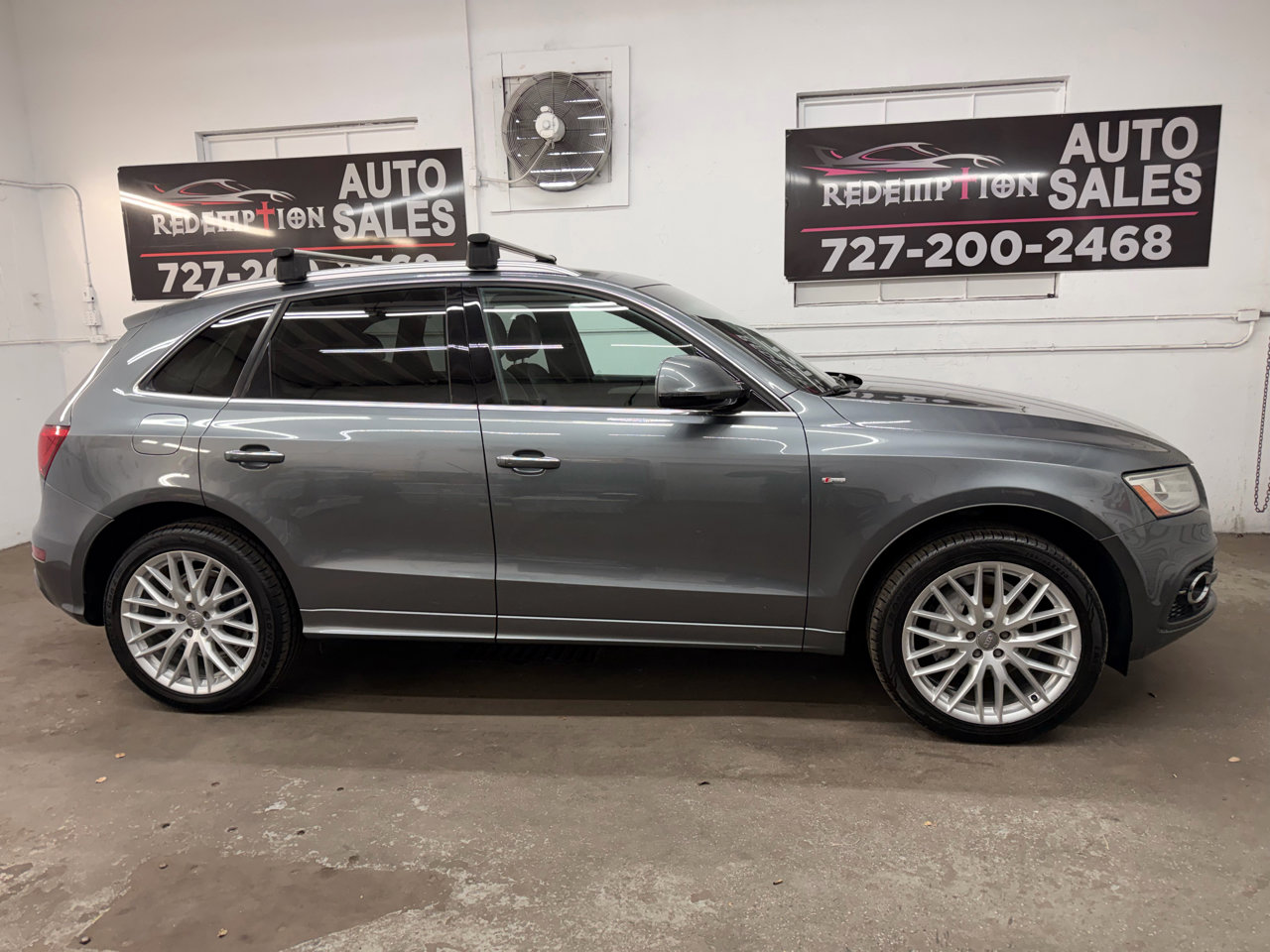 Used 2017 Audi Q5 2.0T Premium Plus w/ Technology Package AWD/4WD image 3