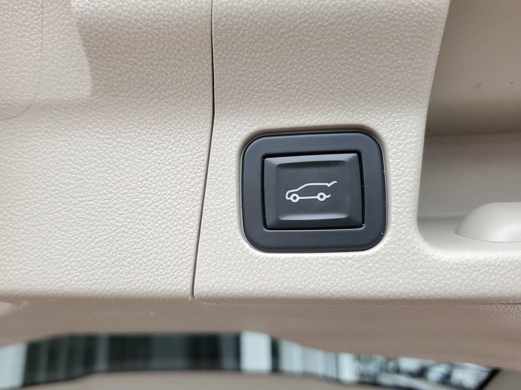 Used 2019 GMC Acadia Denali w/ Technology Package image 27