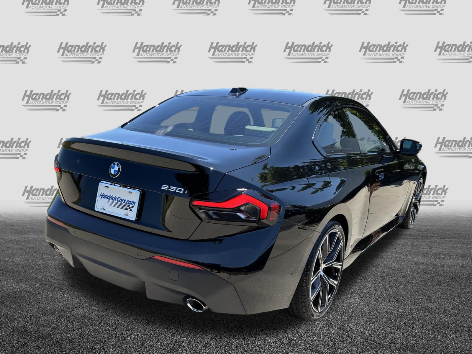Used 2023 BMW 230i Coupe w/ Convenience Package RWD image 10