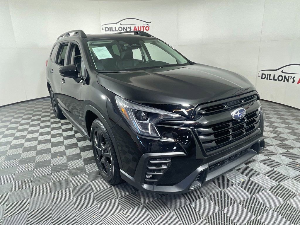 Used 2025 Subaru Ascent Bronze Edition image 9