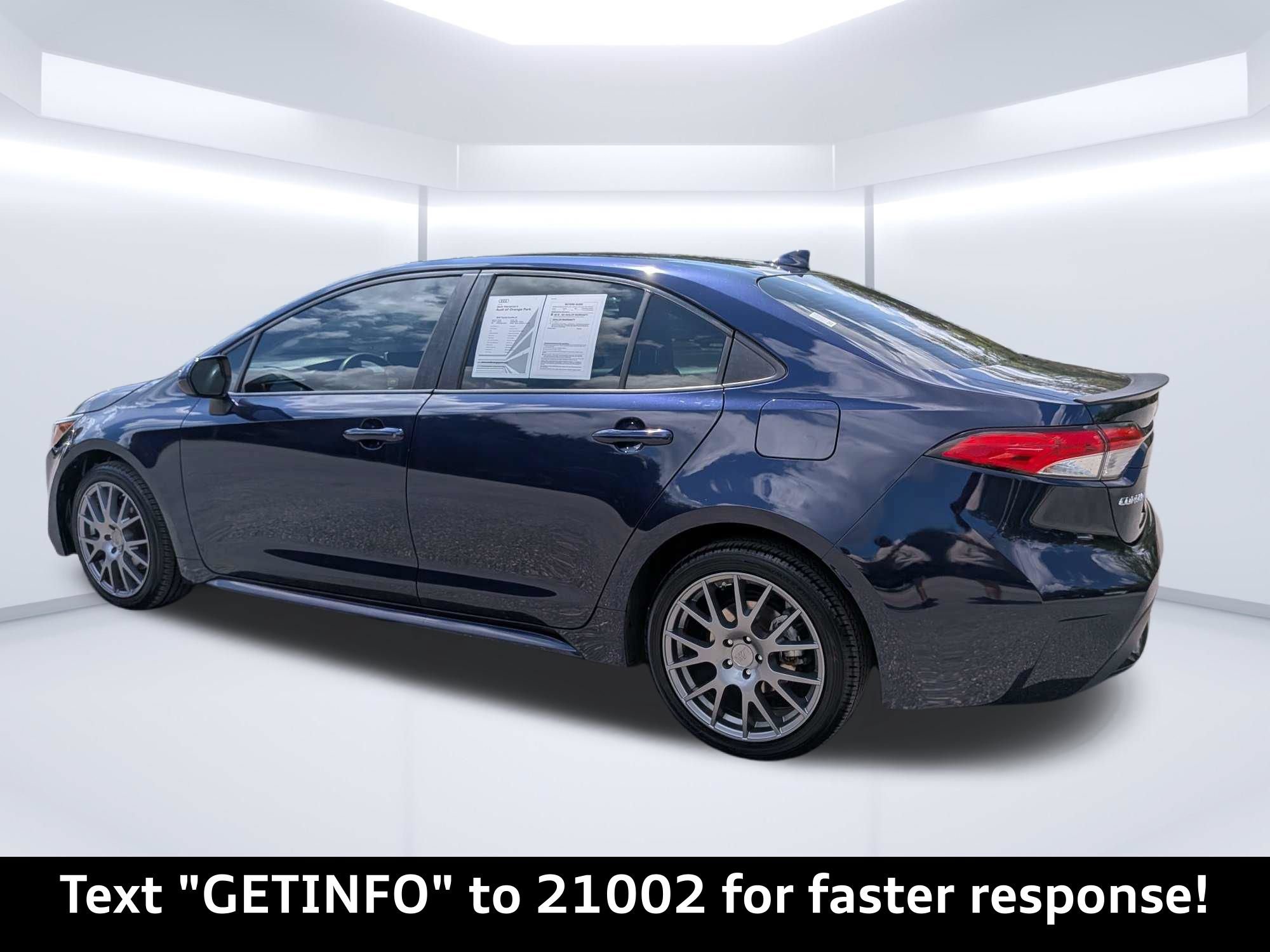Used 2020 Toyota Corolla LE FWD image 6